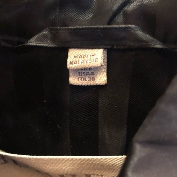 Authentic Burberry plaid trench coat (sz S) - Picture 4 of 6